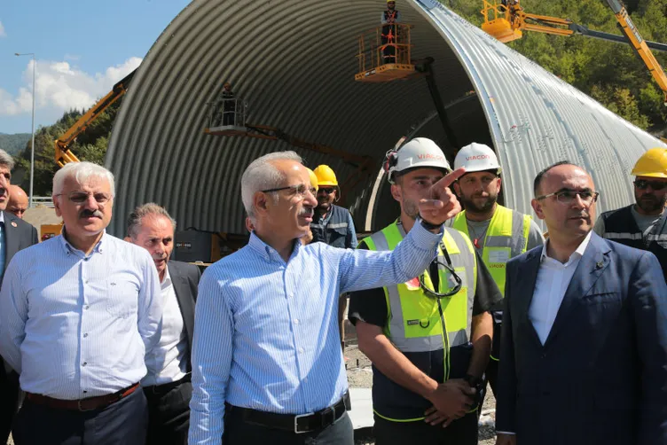 Bolu Dağı Tüneli ne zaman açılacak? Ulaştırma Bakanı Uraloğlu canlı yayında açıkladı!