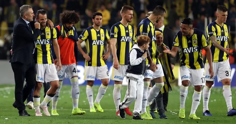 Fenerbahçe’den şampiyonluk kadrosu için Galatasaray taktiği