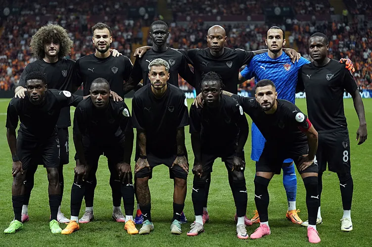 Son dakika haberleri: Derbi sonrası şampiyonluk tahmini değişti! 2 puan farkla zafere ulaşacak