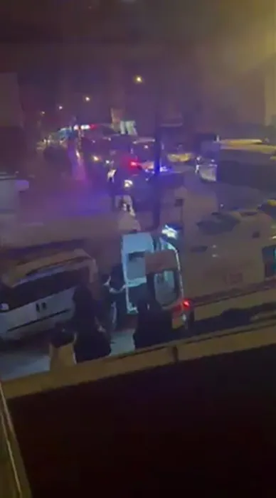 İstanbul’da sokak ortasında vahşet! Herkesin gözü önünde eski eşini defalarca bıçakladı!