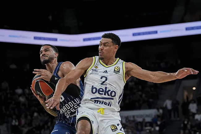 son-dakika-haberi-euroleaguede-turk-derbisinde-kazanan-fenerbahce-beko-1761334951085.jpeg
