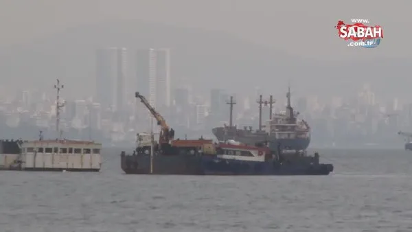 Zeytinburnu'nda batan geminin sökülerek parçalanması drone ile görüntülendi