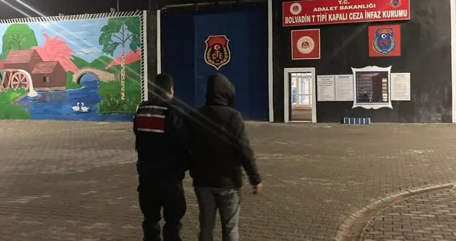 Afyon’da aranan şahıs jandarmaya yakalandı