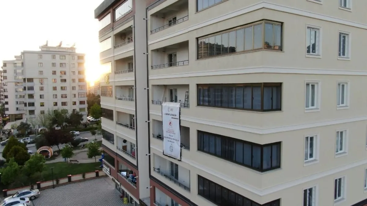 Başkan Erdoğan 450 bininci konutu teslim edecek! Bakan Kurum’dan ‘yerinde dönüşüm’ paylaşımı Başkan Erdoğan 450 bininci konutu teslim edecek! Bakan Kurum’dan ‘yerinde dönüşüm’ paylaşımı