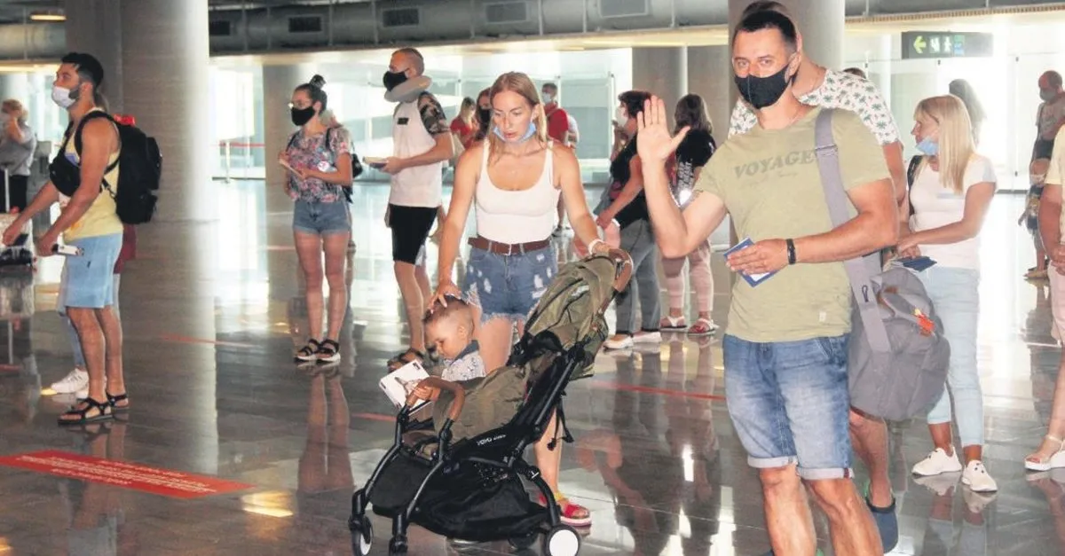 yurtdisina ucus icin sigorta ve test