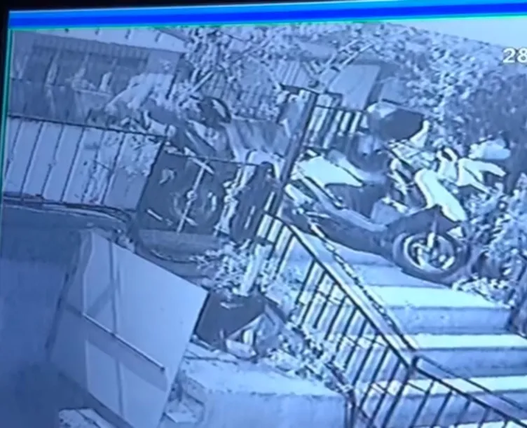 İstanbu’da akılalmaz olay: Dedikodu çıkartıyor diye tornavidayla saldırdı!