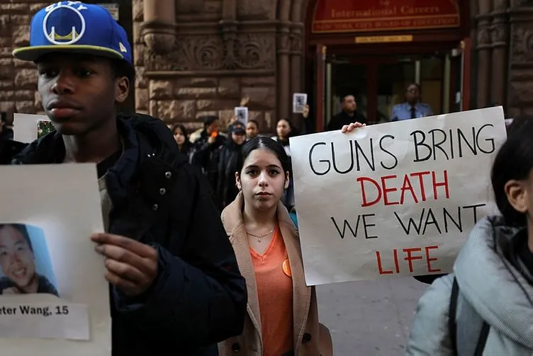 ABD’de silah karşıtı öğrenci protestosu