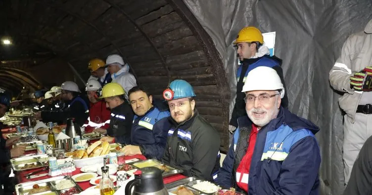 Bakan Işıkhan, yerin 300 metre altında maden işçileriyle iftar yaptı