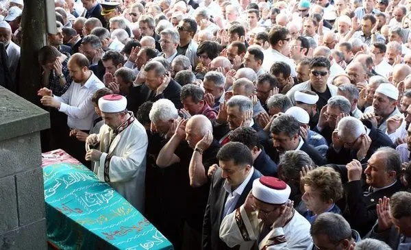 Başbakan Erdoğan'ın teyzesi vefat etti