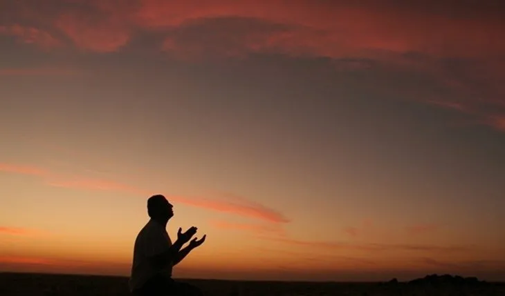 TÖVBE DUASI Arapça – Türkçe okunuşu: Miraç Kandili’nde Tevbe İstiğfar duası Tövbe duası nasıl okunur?
