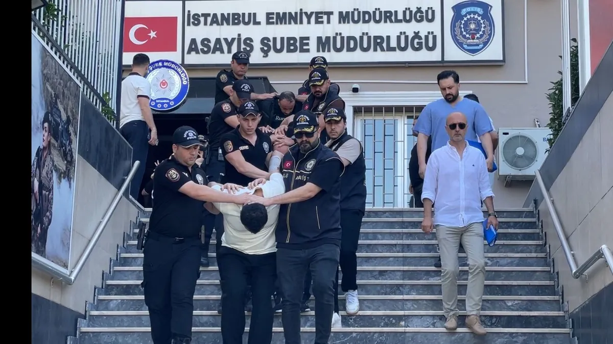 İstanbul'da İBB Kültür A.Ş. yöneticisinin kaçırılması olayıyla ilgili adliyeye sevk edilen şüpheliler