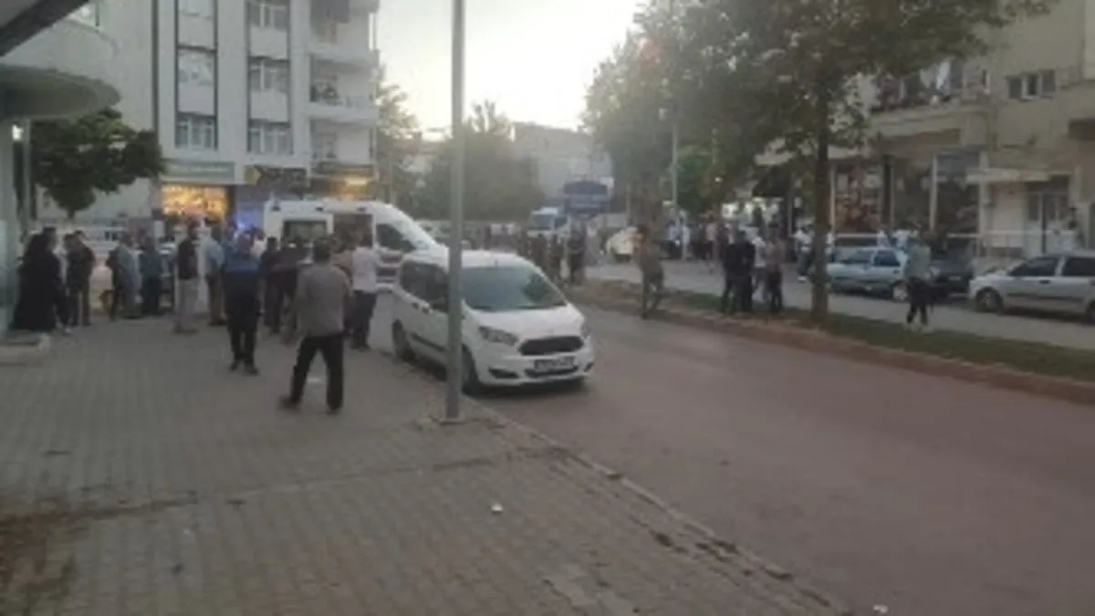 Elazığ'da iki aile arasındaki kavgada silahlar konuştu: 6 kişi yaralandı!