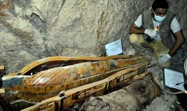 Mısır’da bir mezarda Firavun dönemine ait altı mumya bulundu