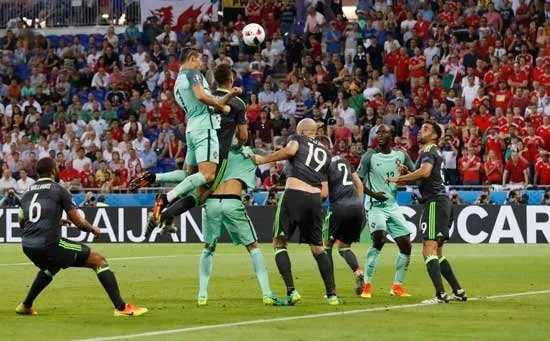 Ronaldo’nun Galler’e attığı gol olay oldu!