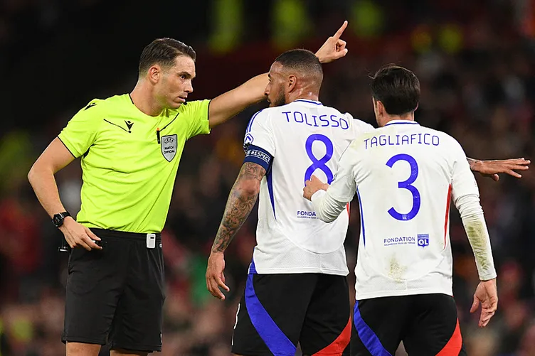 Manchester United’tan Lyon karşısında tarihi dönüş! Avrupa Ligi’ne damgasını vuran maç...