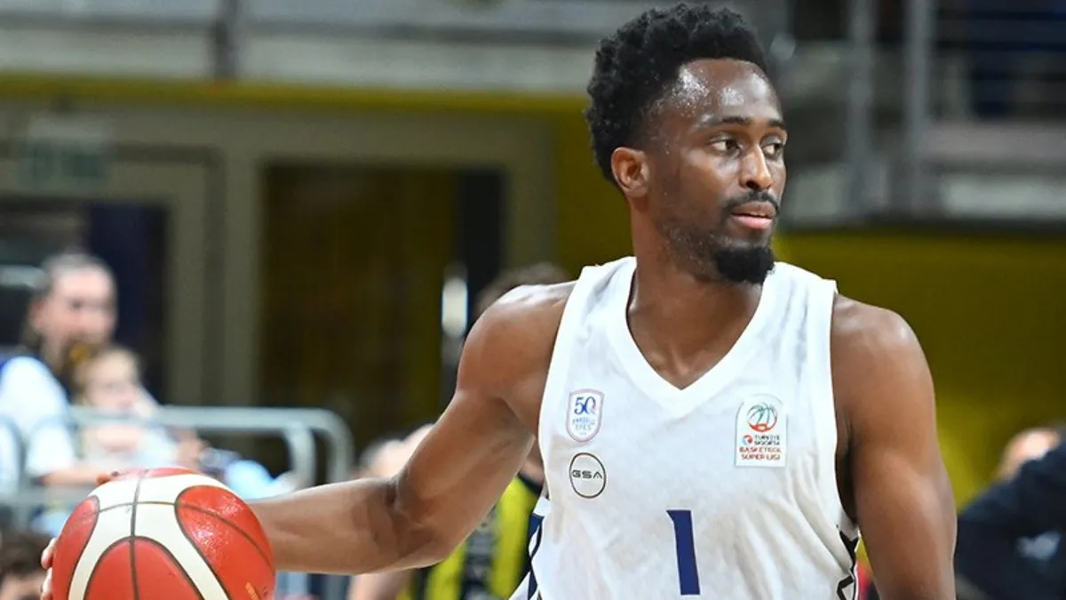Anadolu Efes oyuncusu Rodrigue Beaubois