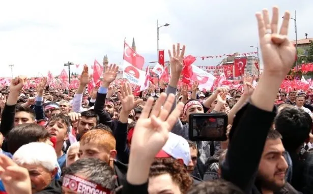 Sivas’ta Cumhurbaşkan’ı Erdoğan’a sevgi seli