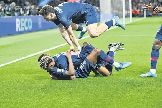 yuz-milyonlarca-insani-keyifle-koltuklarindan-firlatan-tam-9-gol-ve-inanilmaz-bir-tempo-futbolun-cevabi-1777499094777.jpeg