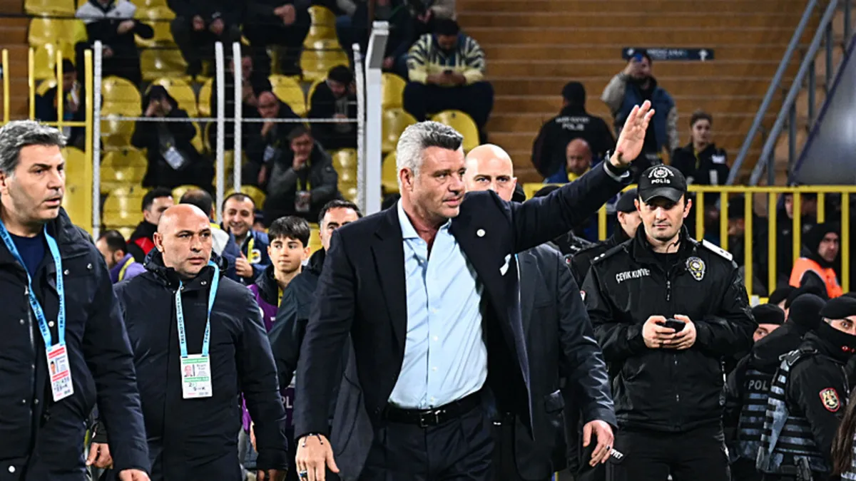 Sadettin Saran başkanlığa devam edebilecek mi? Spor Hukukçusu Anıl Dinçer açıkladı… – Galeri Sadettin Saran başkanlığa devam edebilecek mi? Spor Hukukçusu Anıl Dinçer açıkladı… – Galeri