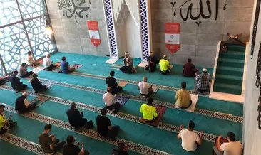 Her Ayın 15’inde 251 Hatim Programı Şuheda Camii’nde yapıldı