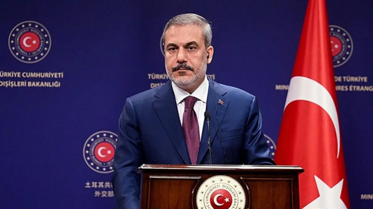 Dışişleri Bakanı Hakan Fidan İranlı mevkidaşı ile 'nükleer müzakereleri' görüştü Dışişleri Bakanı Hakan Fidan İranlı mevkidaşı ile 'nükleer müzakereleri' görüştü