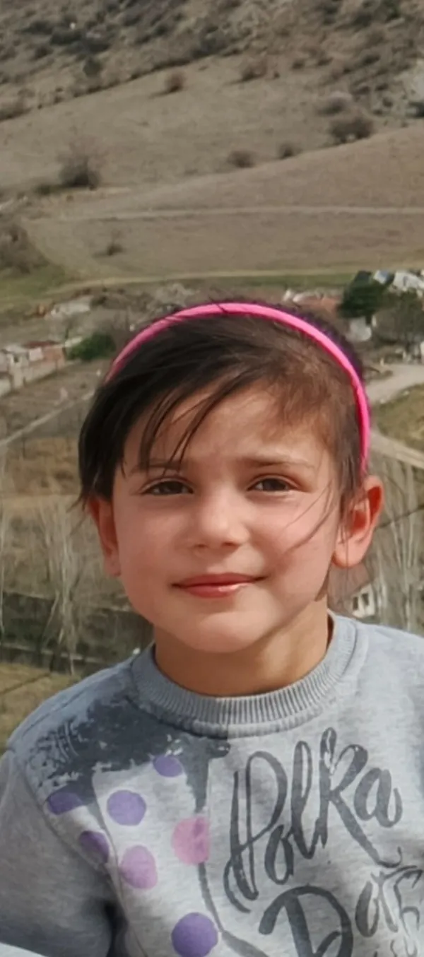 minik-fatma-defnedildi-gozler-otopsiden-gelecek-o-raporda-olumundeki-sir-gizemini-koruyor-1742569234526.jpg
