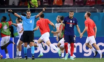 Son dakika: Türkiye’den kovuldu dünya devi Fransa’yı evine gönderdi! Efsane futbolcudan sert tepki...