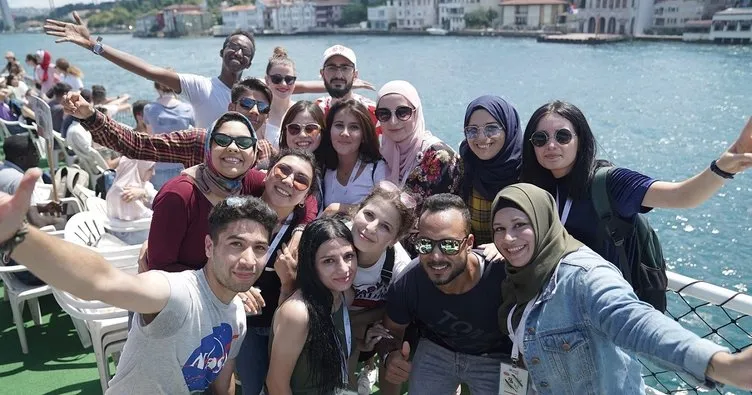 118 farklı ülkeden 1000 öğrenci Türkçe Yaz Okulu kapsamında Türkiye’ yi keşfetti