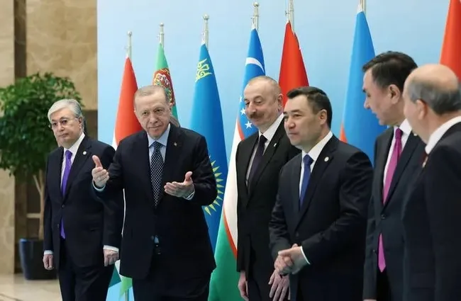 tom-barracktan-baskan-erdogan-trump-gorusmesi-paylasimi-isbirligi-ruhunun-devami-niteliginde-1793303927960.jpeg