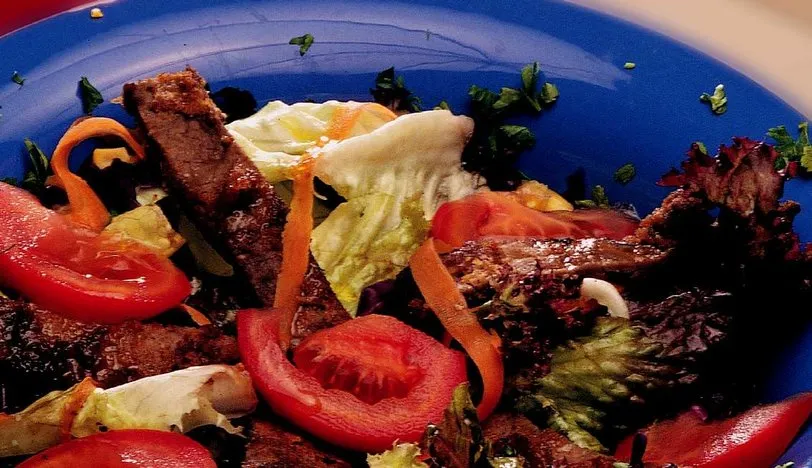 Etli Salata