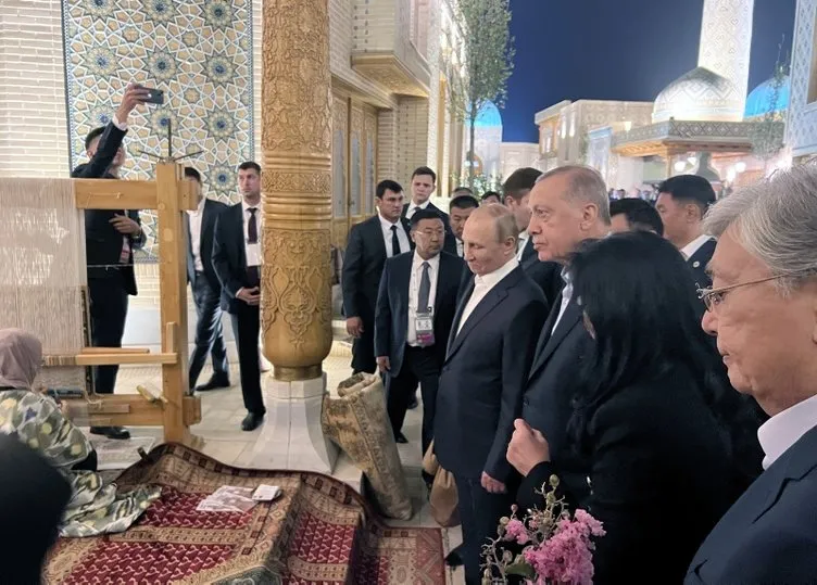 Başkan Erdoğan dünya liderleri ile bir araya geldi: Özbekistan'dan dikkat çeken kareler