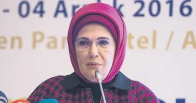 Suda doğumu önerdi