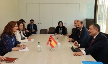 Sağlık Bakanı Fahrettin Koca İspanyol mevkidaşı ile görüştü