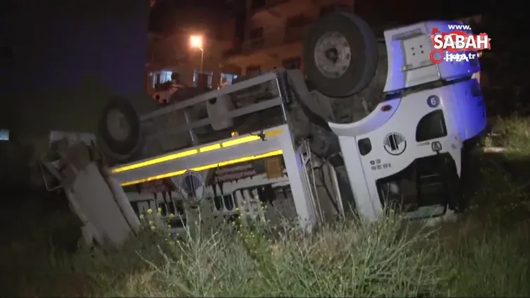 Ankara'da çöp kamyonu takla attı