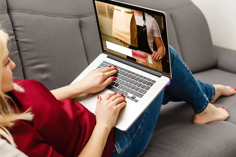 SON DAKİKA… İnternetten yemek siparişinde yeni dönem! Ticaret Bakanlığı harekete geçti: Tüketici hepsini tek tek görecek!