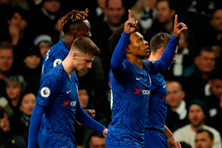 UEFA resmen açıkladı! Galatasaray'dan Fenerbahçe'ye büyük fark