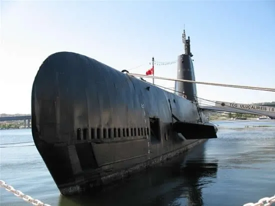 Türkiye'nin yeni denizaltısı suyla buluşuyor! 24 saat kaldı! İşte özellikleri