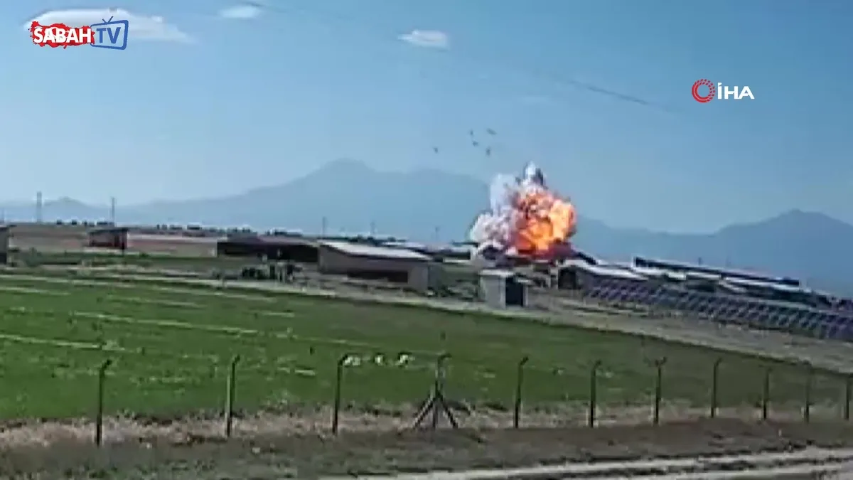 Niğde’deki havai fişek fabrikasındaki patlama kamerada | Video videosunu izle Niğde’deki havai fişek fabrikasındaki patlama kamerada | Video videosunu izle