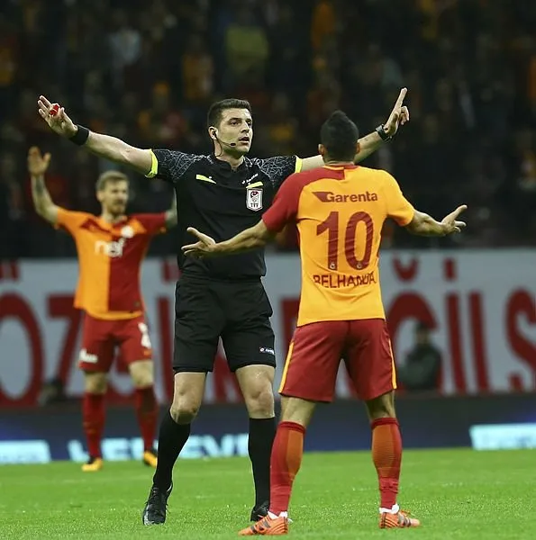Ahmet Çakar, Galatasaray-Akhisarspor maçını değerlendirdi