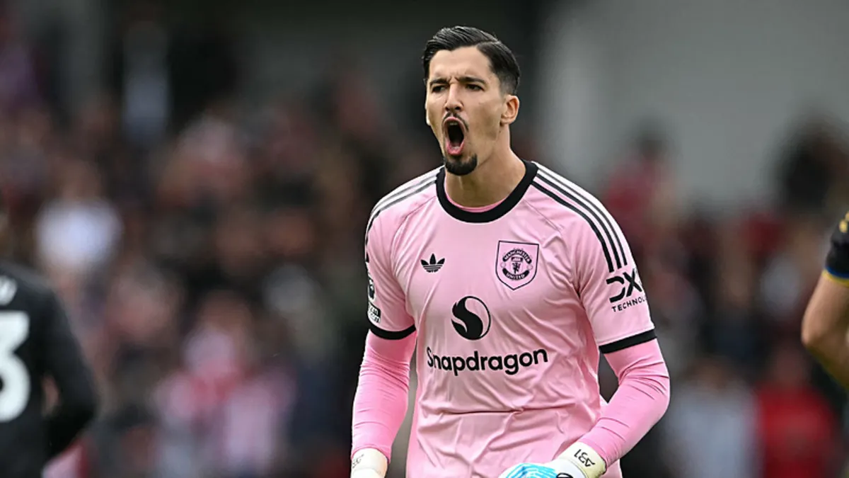 Manchester United kalecisi Altay Bayındır: “Sunderland maçını kazanmak zorundayız” Manchester United kalecisi Altay Bayındır: “Sunderland maçını kazanmak zorundayız”