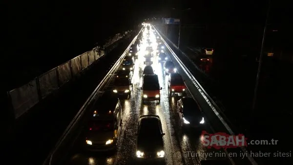 Trabzon'daki şiddetli sağanak Araklı ve Arsin'de hasara yol açtı