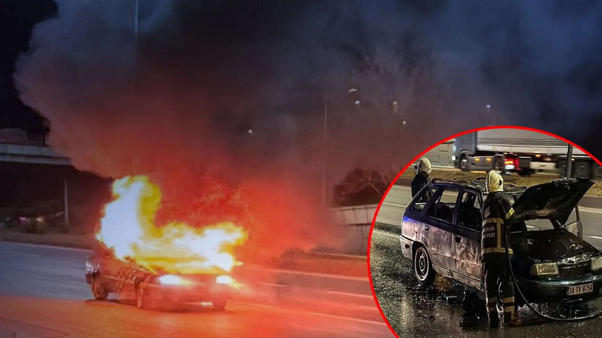 Eskişehir’de otomobil seyir halindeyken alev aldı! Sürücü son anda kurtuldu: Araç küle döndü Eskişehir’de otomobil seyir halindeyken alev aldı! Sürücü son anda kurtuldu: Araç küle döndü