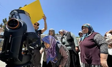 Köy köy dolaşıp gökyüzünü tanıtıyor: Bu öğretmenin hikayesi ilham veriyor: “Tüm çocuklar Ay'a bakana kadar durmayacağım.” #adana