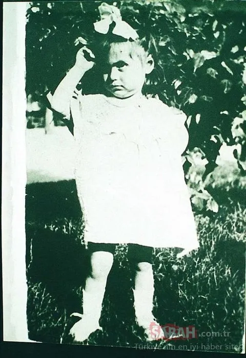 Bu fotoğrafta gördüğünüz isim Yeşilçam’ın unutulmaz yüzlerinden birisi! Peki siz kim olduğunu tahmin edebildiniz mi?