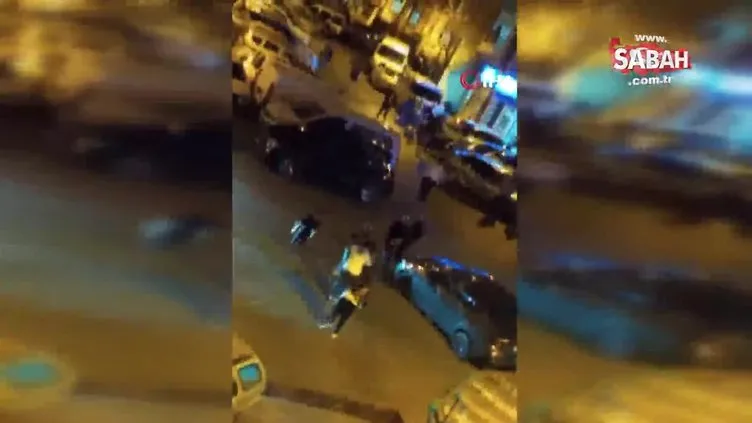 İstanbul’da sokakta yumruklu kavgalar kamerada: Kadın aldığı darbeyle yere düştü | Video
