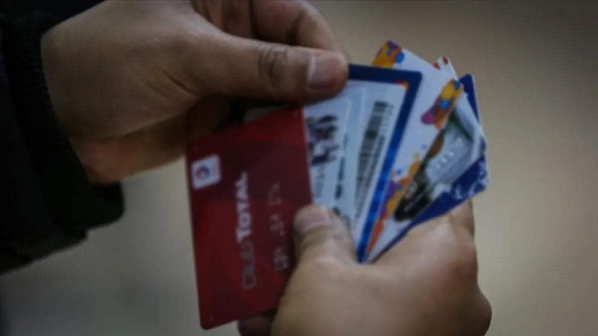 Yılbaşı öncesinde sadakat kartlara dikkat Yılbaşı öncesinde sadakat kartlara dikkat