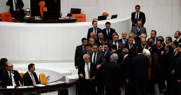 HDP’li Gergerlioğlu’ndan TBMM’de provokasyon: AK Parti ve MHP’li milletvekillerinden tepki