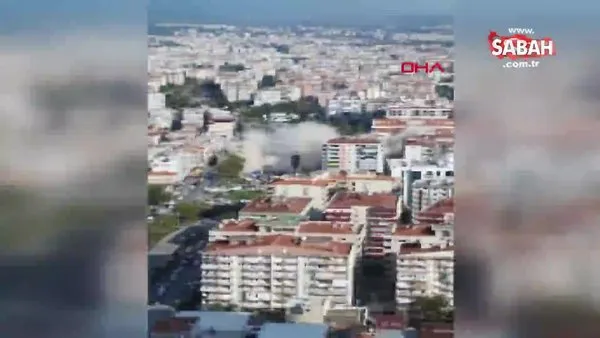 İzmir'de deprem sırasında gökdelenin tepesindeki vinç böyle devrildi | Video