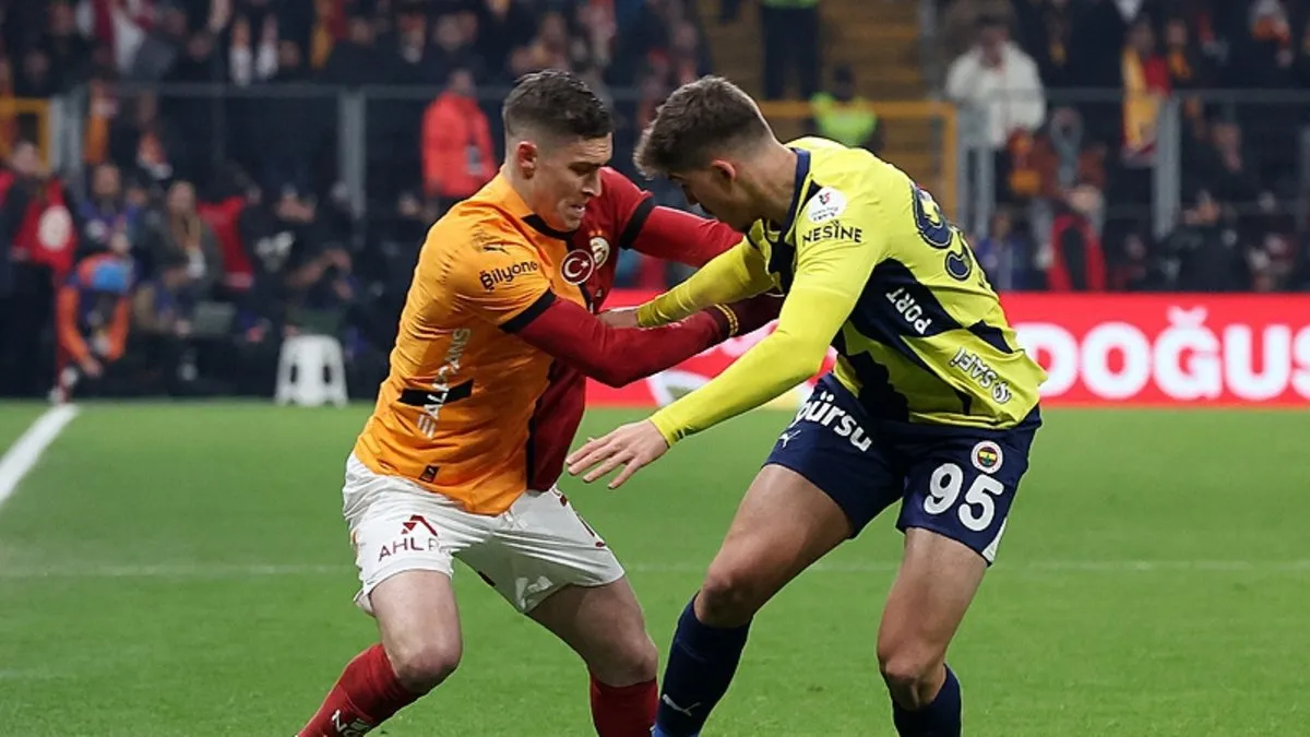 Son dakika haberi: Galatasaray – Fenerbahçe derbisinde gol sesi çıkmadı! Şampiyonluk yarışında puan farkı değişmedi… Son dakika haberi: Galatasaray – Fenerbahçe derbisinde gol sesi çıkmadı! Şampiyonluk yarışında puan farkı değişmedi…