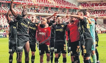 Göztepe döndü 5 dakikada güldü